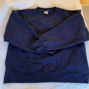 Aritzia TNA boyfriend crew sweatshirt classic navy size 3